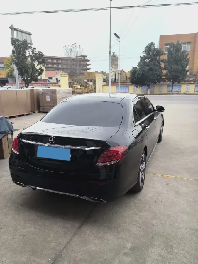 2020 Mercedes-Benz E Class 1.5T 184HP L4 9AT,autocango,china used car exporter,china ev exporter,chinese used car exporter,chinese used ev exporter