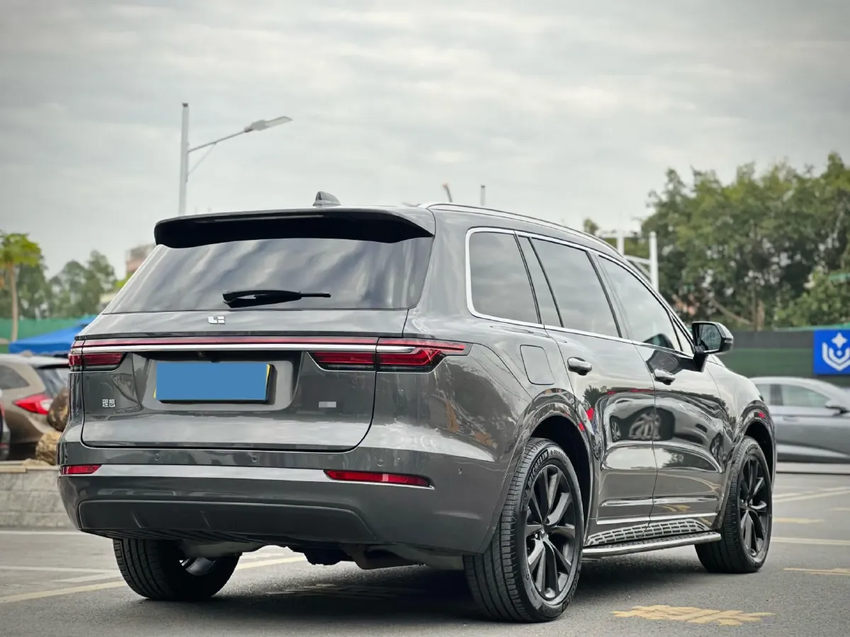 2021 Li ONE Range Extended 131HP REEV 40.5KWH,autocango,china used car exporter,china ev exporter,chinese used car exporter,chinese used ev exporter