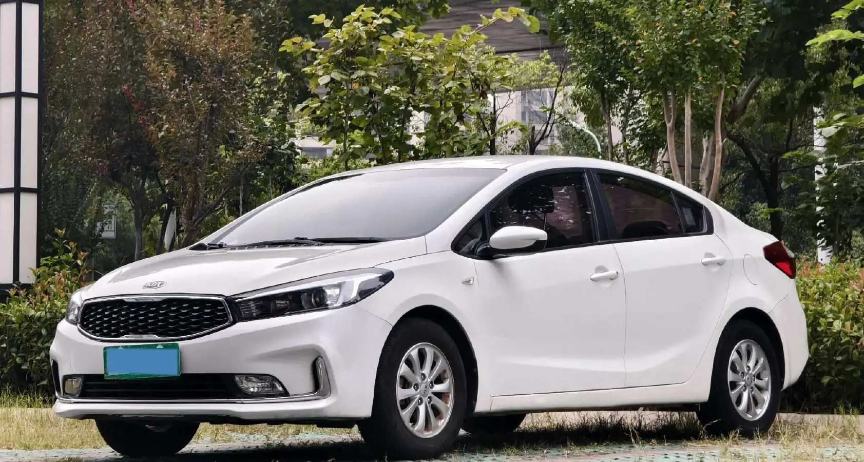 2016 Kia K3 1.6L 128HP L4 6MT