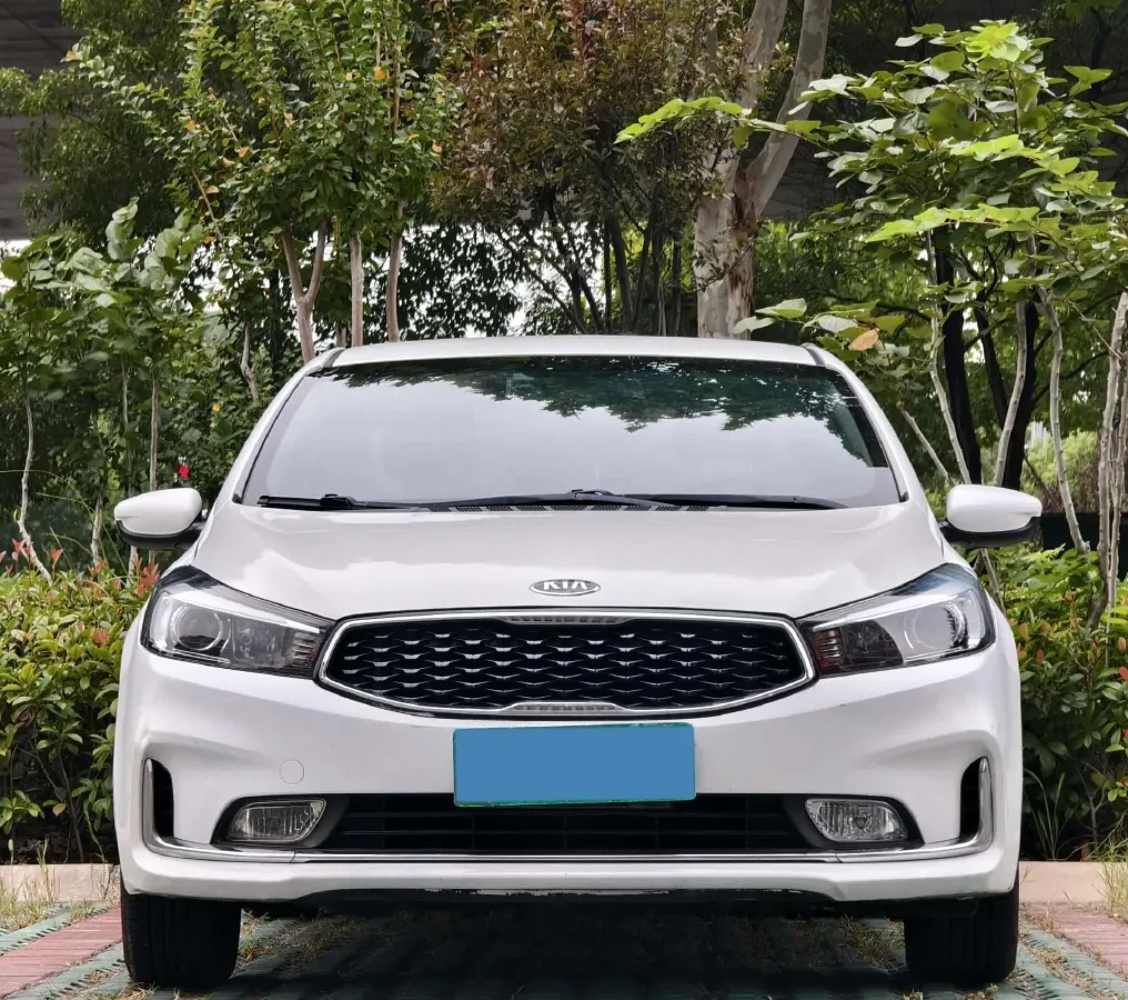 2016 Kia K3 1.6L 128HP L4 6MT,autocango,china used car exporter,china ev exporter,chinese used car exporter,chinese used ev exporter