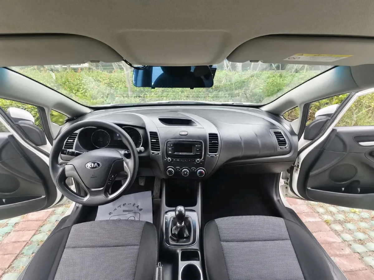 2016 Kia K3 1.6L 128HP L4 6MT,autocango,china used car exporter,china ev exporter,chinese used car exporter,chinese used ev exporter