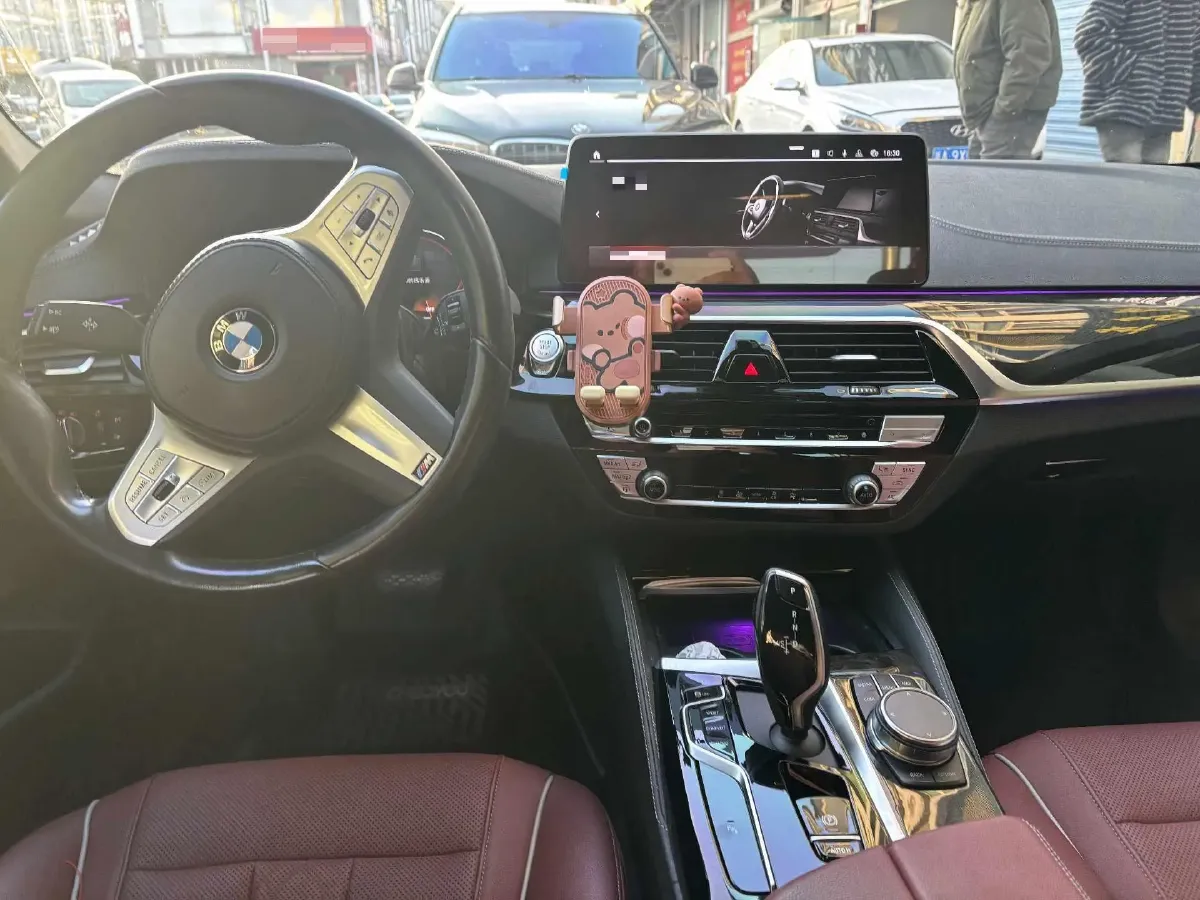 2022 BMW 5 Series 2.0T 184HP L4 8AT,autocango,china used car exporter,china ev exporter,chinese used car exporter,chinese used ev exporter