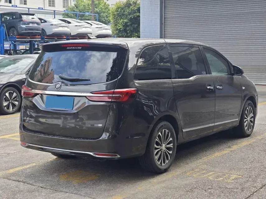 2022 Buick GL8 2.0T 237HP L4 9AT,autocango,china used car exporter,china ev exporter,chinese used car exporter,chinese used ev exporter