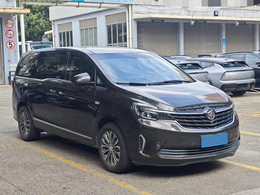 2022 Buick GL8 2.0T 237HP L4 9AT,autocango,china used car exporter,china ev exporter,chinese used car exporter,chinese used ev exporter