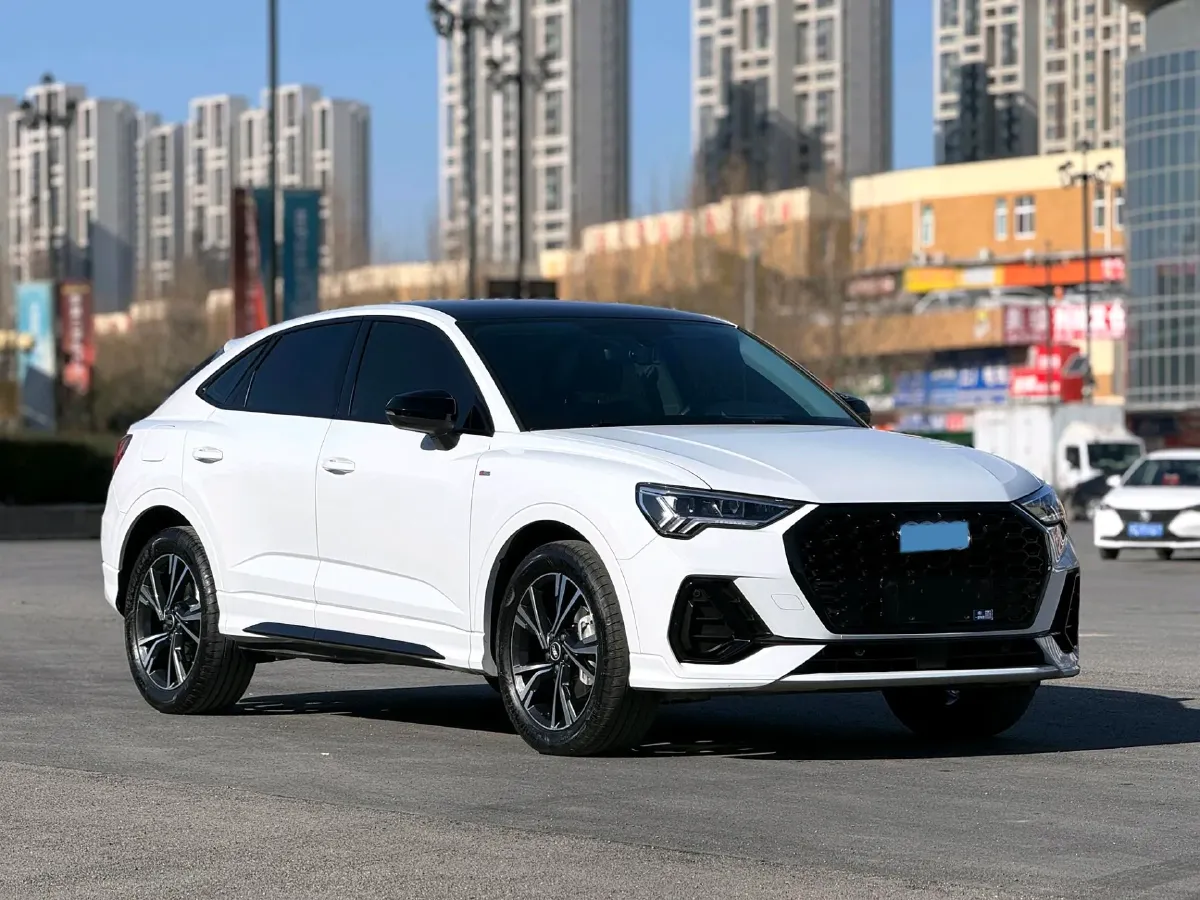2022 Audi Q3 Sportback 2.0T 186HP L4 7DCT,autocango,china used car exporter,china ev exporter,chinese used car exporter,chinese used ev exporter