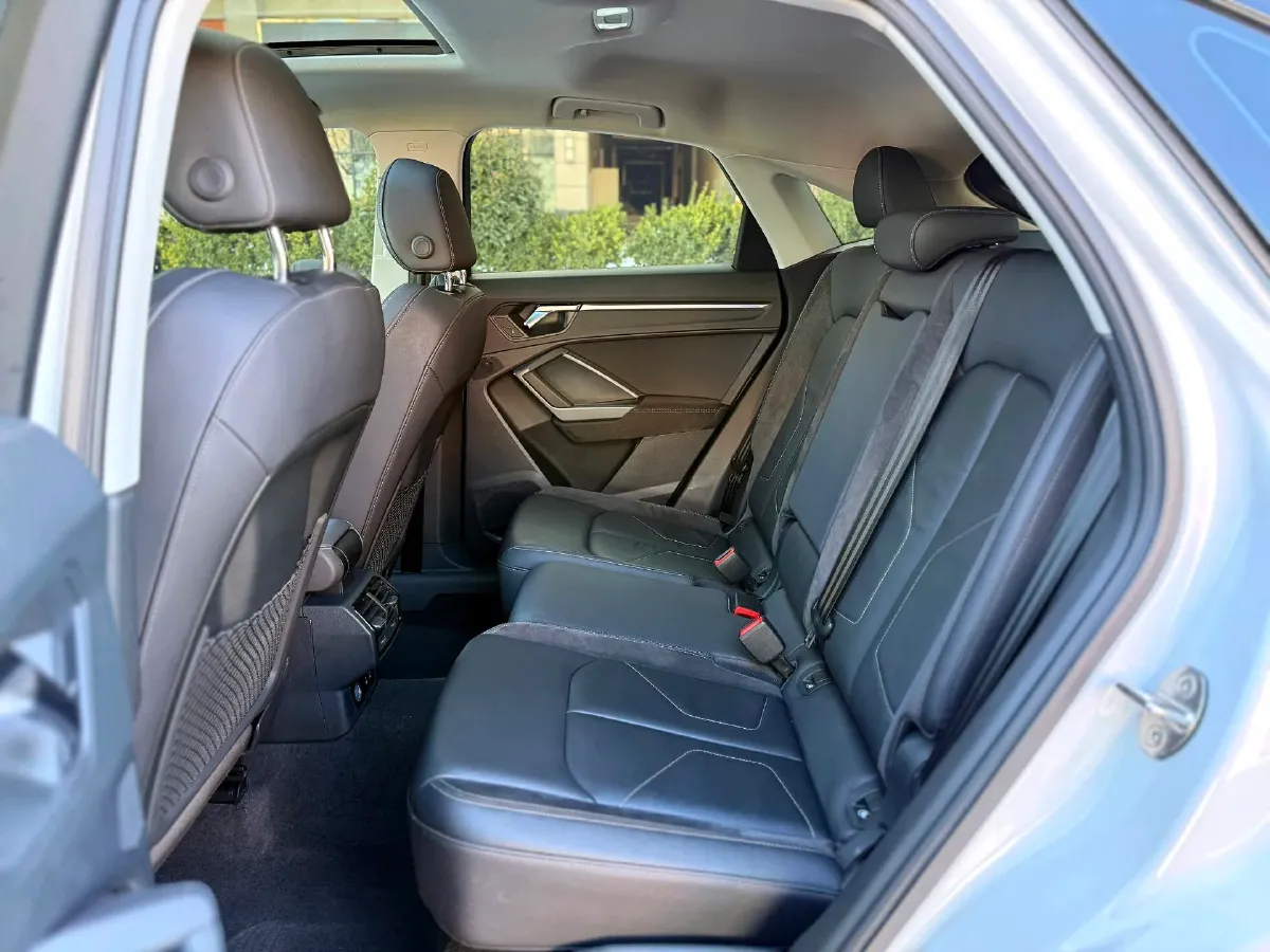 2022 Audi Q3 Sportback 2.0T 186HP L4 7DCT,autocango,china used car exporter,china ev exporter,chinese used car exporter,chinese used ev exporter