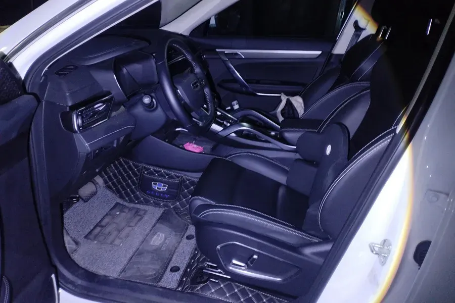 2020 Geely Azkarra 1.8T 184HP L4 7DCT,autocango,china used car exporter,china ev exporter,chinese used car exporter,chinese used ev exporter