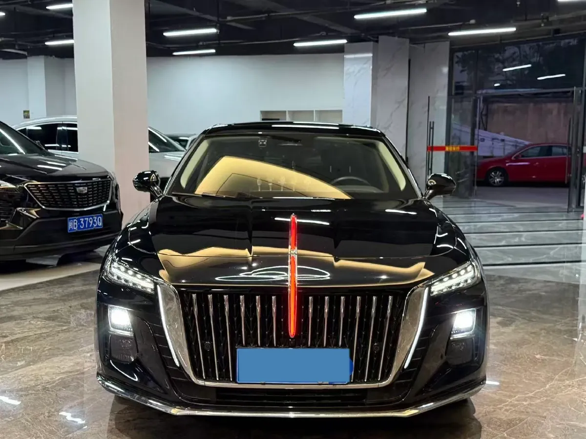 2024 HongQi H5 2.0T 224HP L4 8AT,autocango,china used car exporter,china ev exporter,chinese used car exporter,chinese used ev exporter