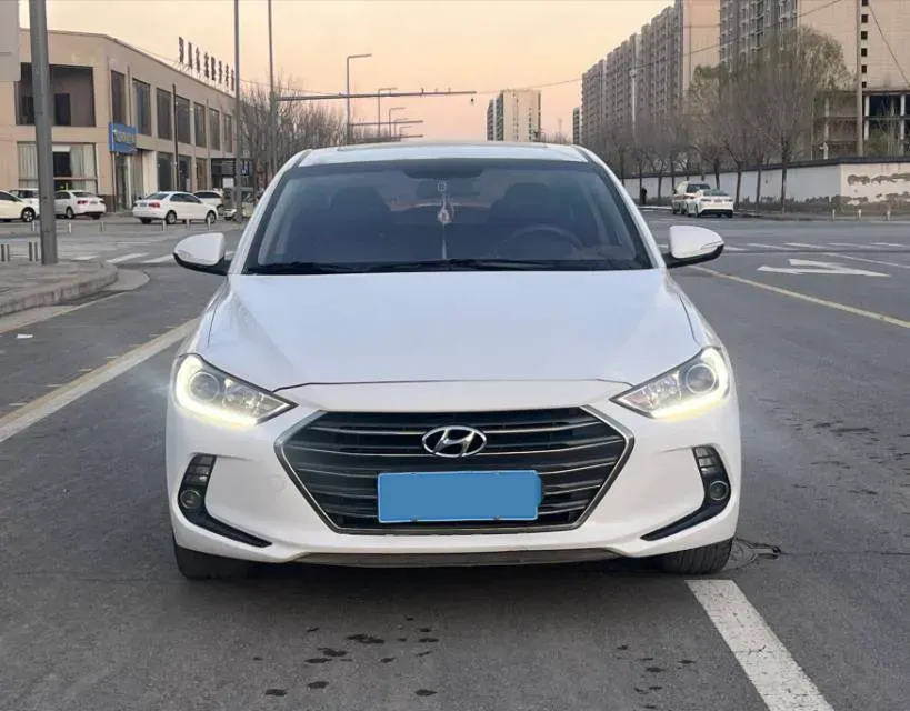 2016 Hyundai Elantra 1.6L 130HP L4 6AT,autocango,china used car exporter,china ev exporter,chinese used car exporter,chinese used ev exporter