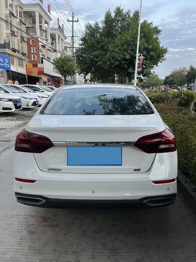 2021 Geely Emgrand 1.5L 109HP L4 CVT,autocango,china used car exporter,china ev exporter,chinese used car exporter,chinese used ev exporter