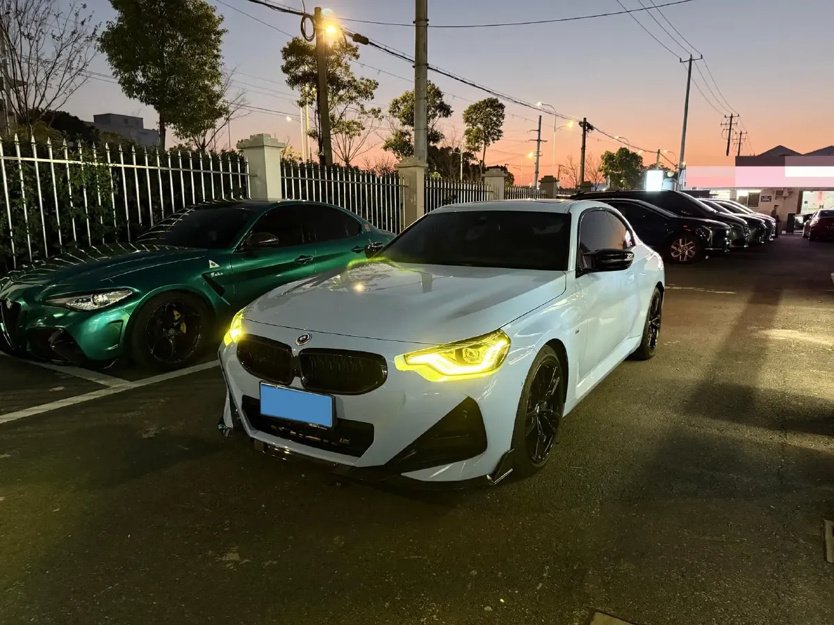 2024 BMW 3.0T 333HP L6 8AT,autocango,china used car exporter,china ev exporter,chinese used car exporter,chinese used ev exporter