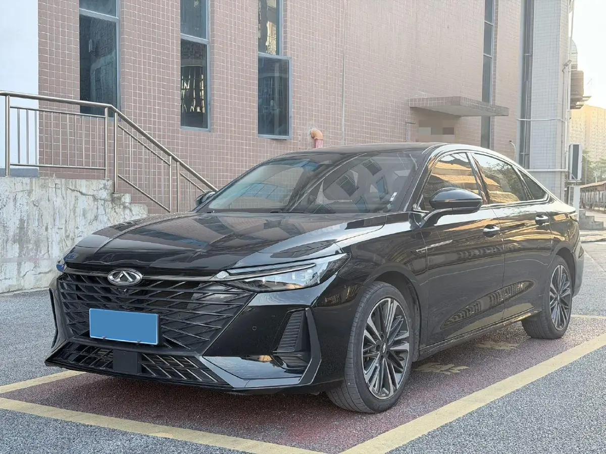 2023 Chery Arrizo 8 2.0T 254HP L4 7DCT