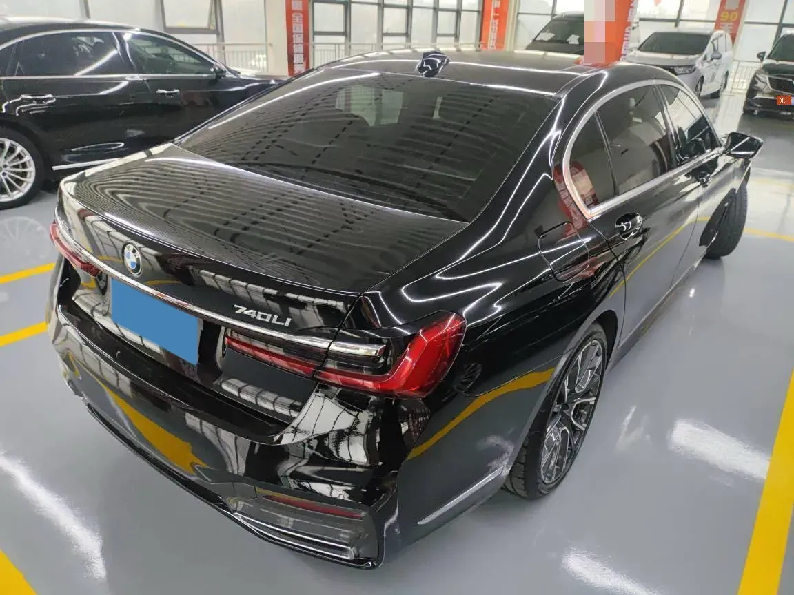 2019 BMW 7 Series 3.0T 340HP L6 8AT,autocango,china used car exporter,china ev exporter,chinese used car exporter,chinese used ev exporter