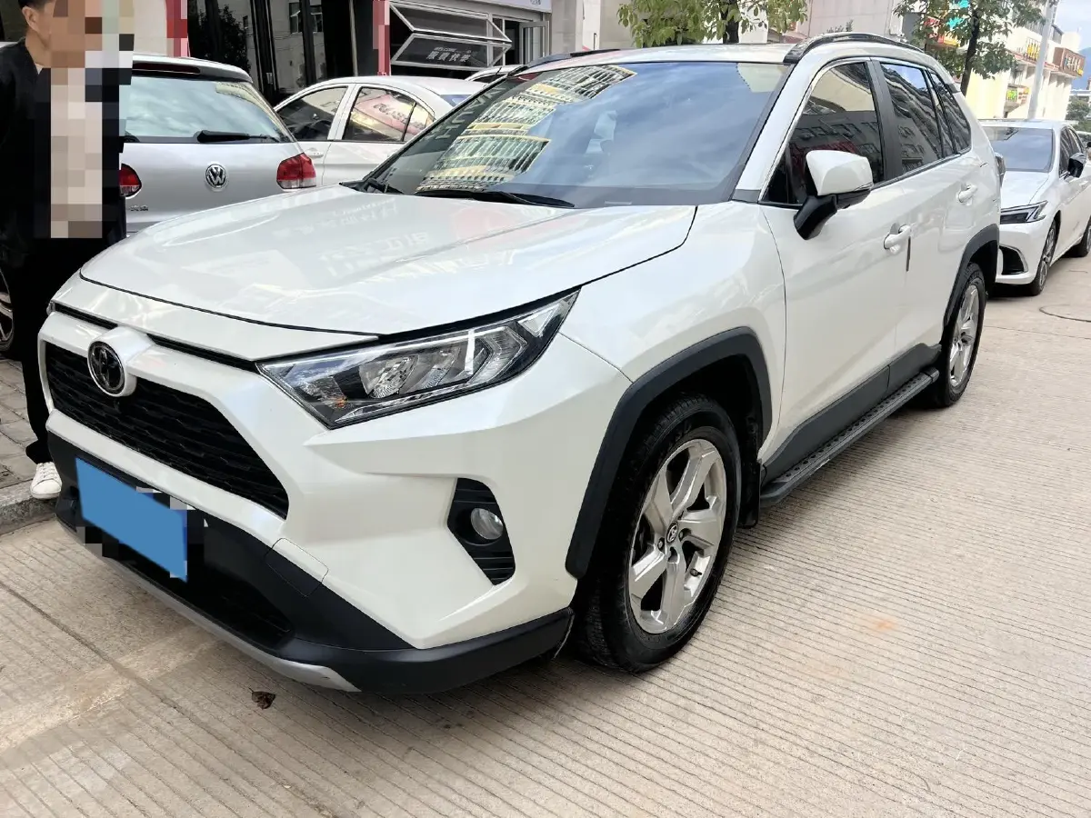 2020 Toyota RAV4 2.0L 171HP L4 CVT