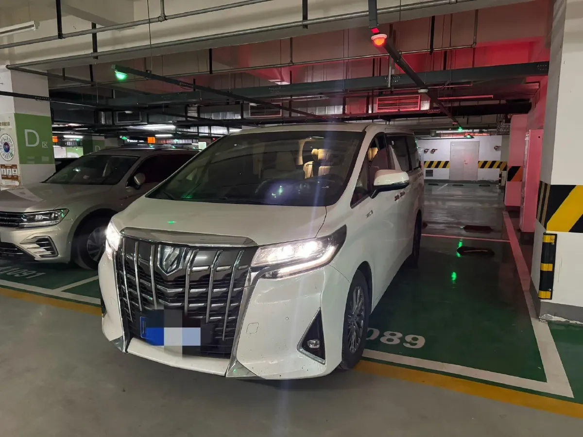 2019 Toyota Alphard 2.5L 117HP L4 E-CVT Hybrid,autocango,china used car exporter,china ev exporter,chinese used car exporter,chinese used ev exporter