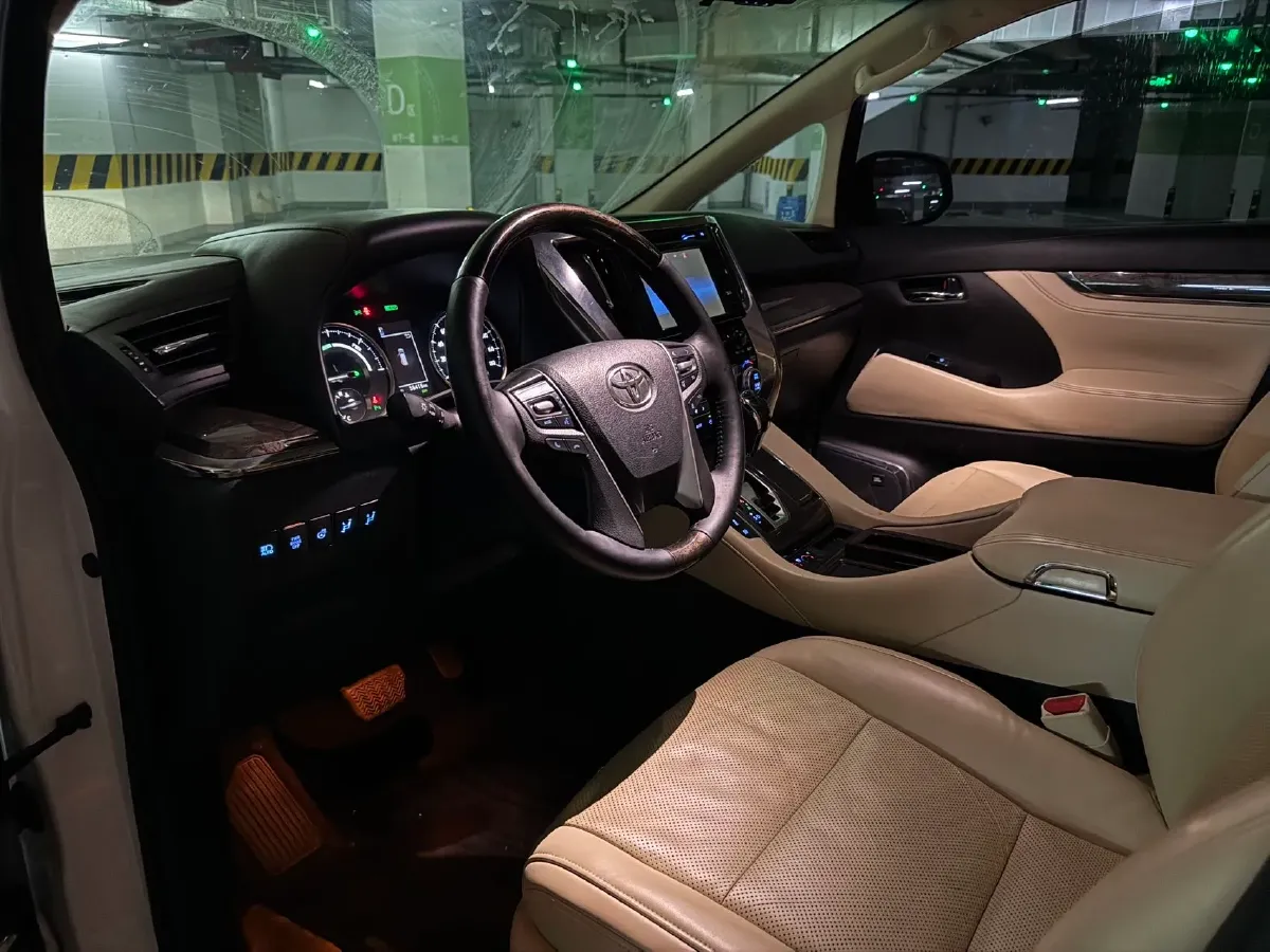 2019 Toyota Alphard 2.5L 117HP L4 E-CVT Hybrid,autocango,china used car exporter,china ev exporter,chinese used car exporter,chinese used ev exporter