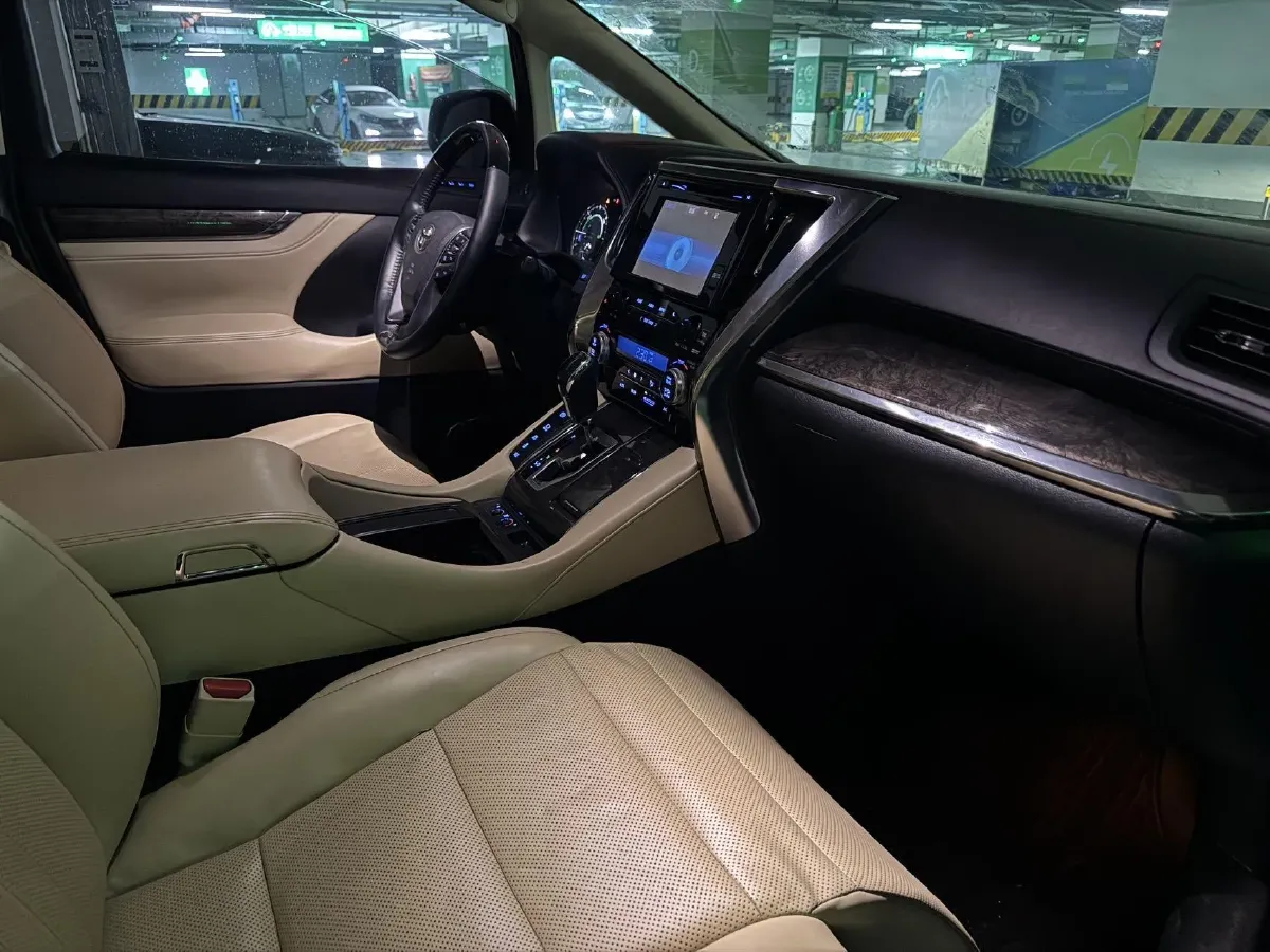 2019 Toyota Alphard 2.5L 117HP L4 E-CVT Hybrid,autocango,china used car exporter,china ev exporter,chinese used car exporter,chinese used ev exporter
