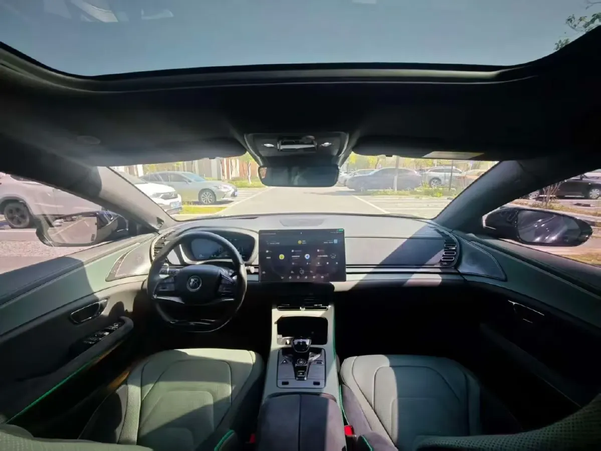 2022 Toyota Highlander 2.5L 192HP L4 E-CVT Hybrid,autocango,china used car exporter,china ev exporter,chinese used car exporter,chinese used ev exporter