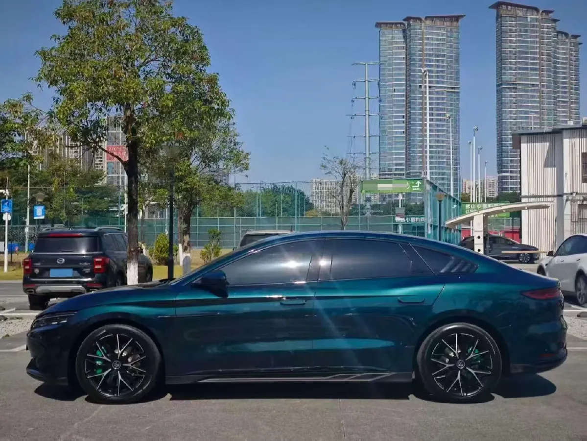 2022 Toyota Highlander 2.5L 192HP L4 E-CVT Hybrid,autocango,china used car exporter,china ev exporter,chinese used car exporter,chinese used ev exporter