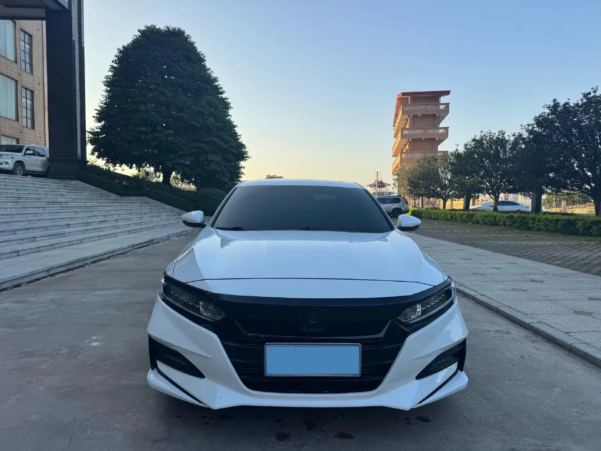2018 Honda Accord 1.5T 194HP L4 CVT,autocango,china used car exporter,china ev exporter,chinese used car exporter,chinese used ev exporter