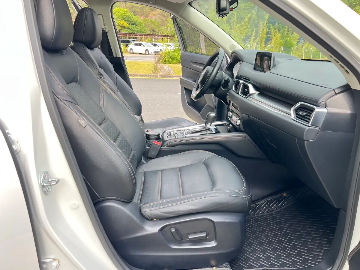 2017 Mazda CX-5 2.5L 196HP L4 6AT,autocango,china used car exporter,china ev exporter,chinese used car exporter,chinese used ev exporter