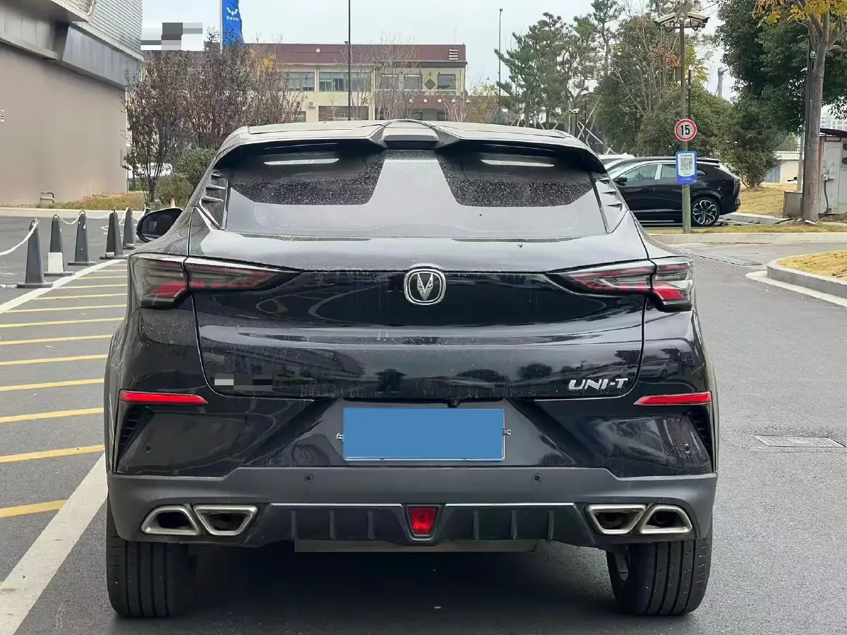 2020 ChangAn UNI-T 1.5T 180HP L4 7DCT,autocango,china used car exporter,china ev exporter,chinese used car exporter,chinese used ev exporter