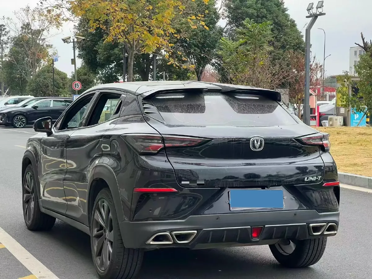 2020 ChangAn UNI-T 1.5T 180HP L4 7DCT,autocango,china used car exporter,china ev exporter,chinese used car exporter,chinese used ev exporter