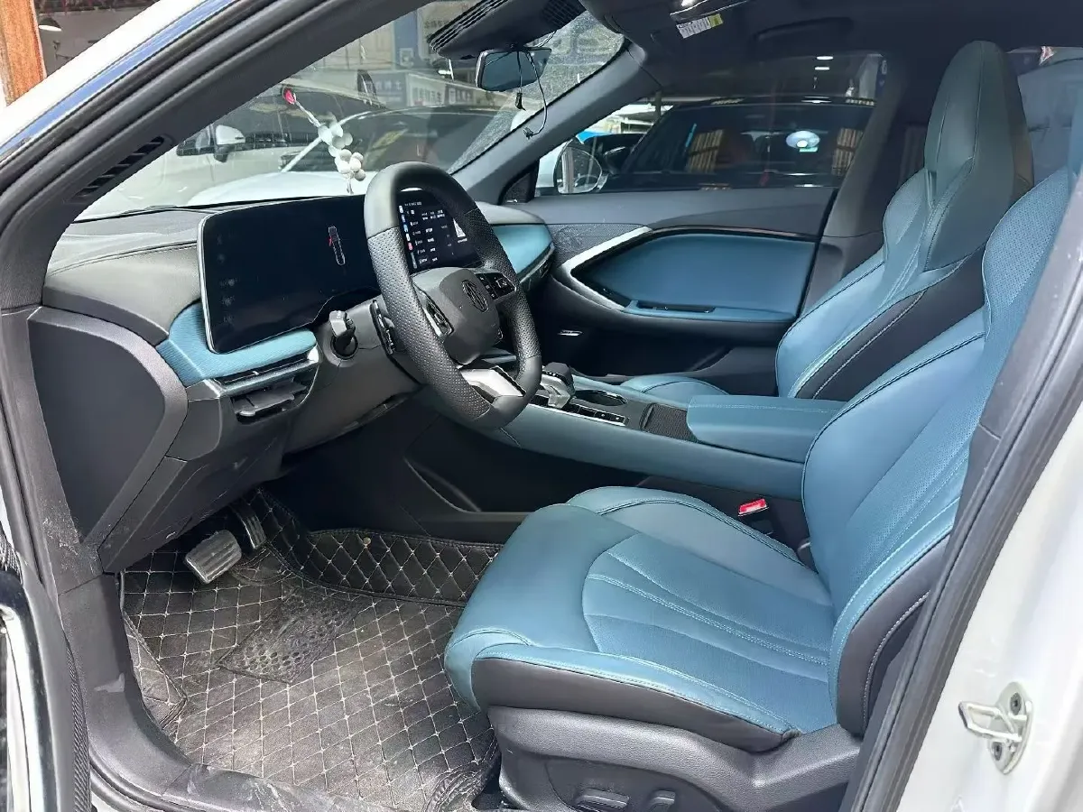 2023 MG 7 1.5T 188HP L4 7DCT,autocango,china used car exporter,china ev exporter,chinese used car exporter,chinese used ev exporter