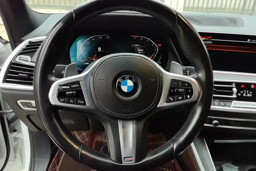 2021 BMW X5 2.0T 265HP L4 8AT,autocango,china used car exporter,china ev exporter,chinese used car exporter,chinese used ev exporter