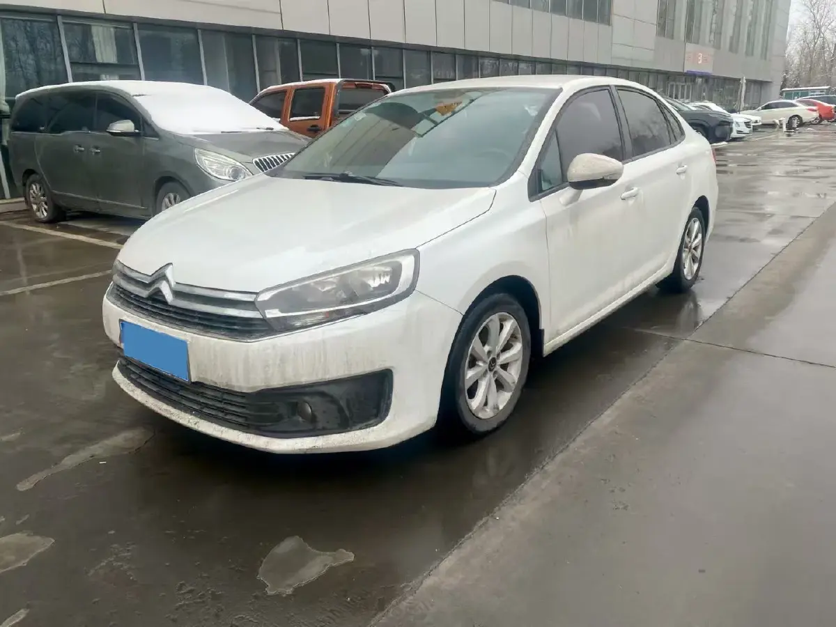 2018 Citroen C4 C-Quatre 1.6L 117HP L4 6AT
