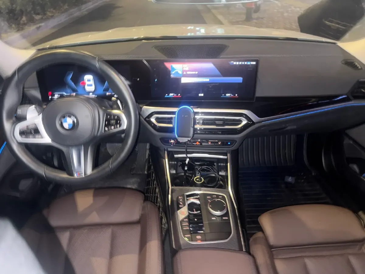 2023 BMW 3 Series 2.0T 184HP L4 8AT,autocango,china used car exporter,china ev exporter,chinese used car exporter,chinese used ev exporter