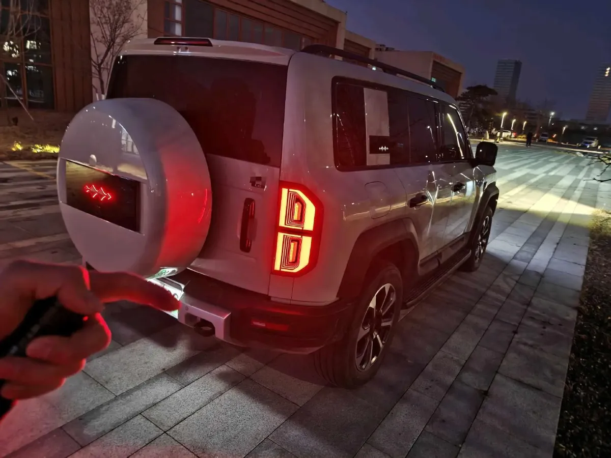 2023 FangChengBao Bao 5 1.5T 194HP L4 E-CVT PHEV 31.8KWH,autocango,china used car exporter,china ev exporter,chinese used car exporter,chinese used ev exporter