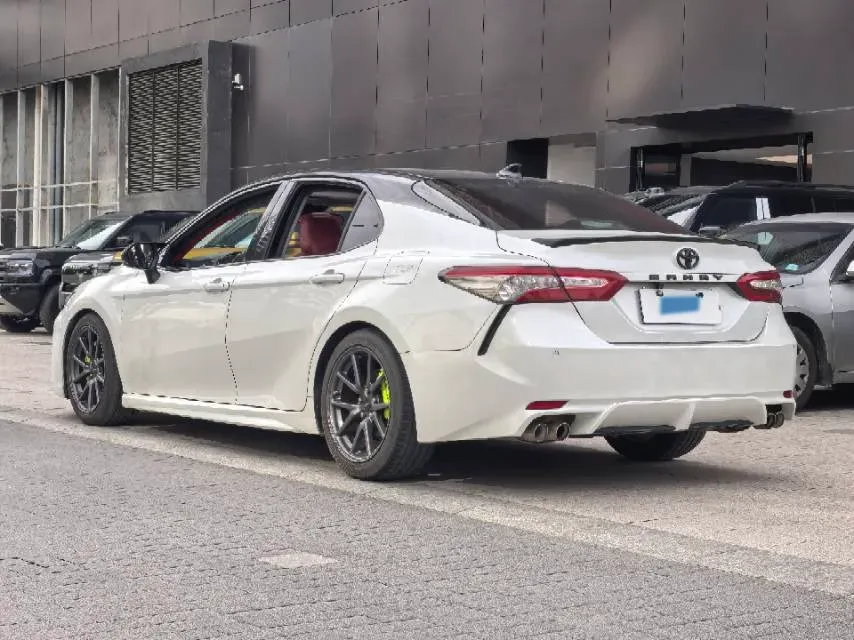 2018 Toyota Camry 2.5L 209HP L4 8AT,autocango,china used car exporter,china ev exporter,chinese used car exporter,chinese used ev exporter