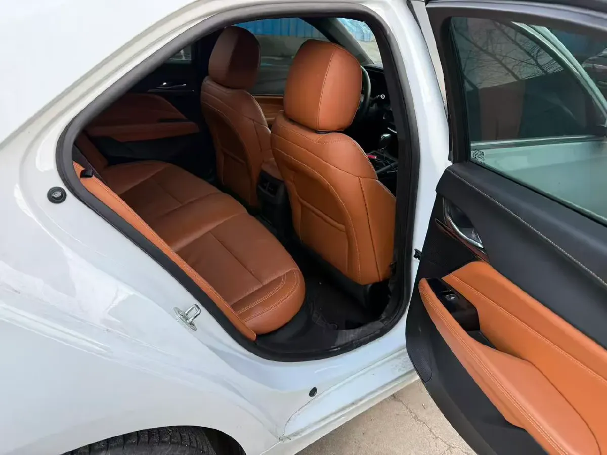 2022 Cadillac CT4 2.0T 237HP L4 8AT,autocango,china used car exporter,china ev exporter,chinese used car exporter,chinese used ev exporter