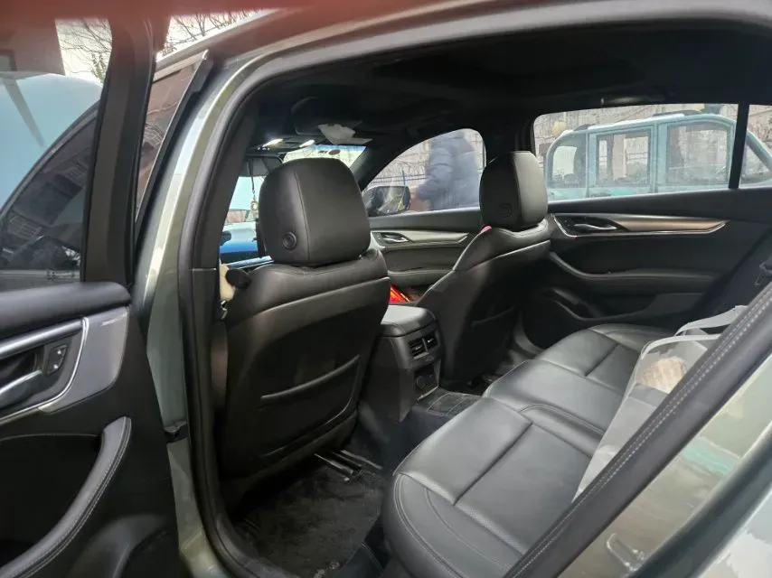 2023 Cadillac CT5 2.0T 237HP L4 10AT,autocango,china used car exporter,china ev exporter,chinese used car exporter,chinese used ev exporter