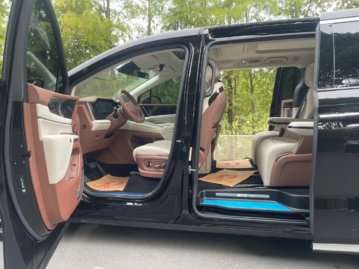 2025 BYD Xia 1.5T 156HP L4 E-CVT PHEV 36.6KWH,autocango,china used car exporter,china ev exporter,chinese used car exporter,chinese used ev exporter