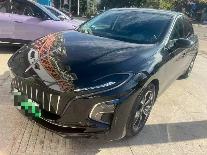 2022 HongQi E-QM5 BEV 54KWH