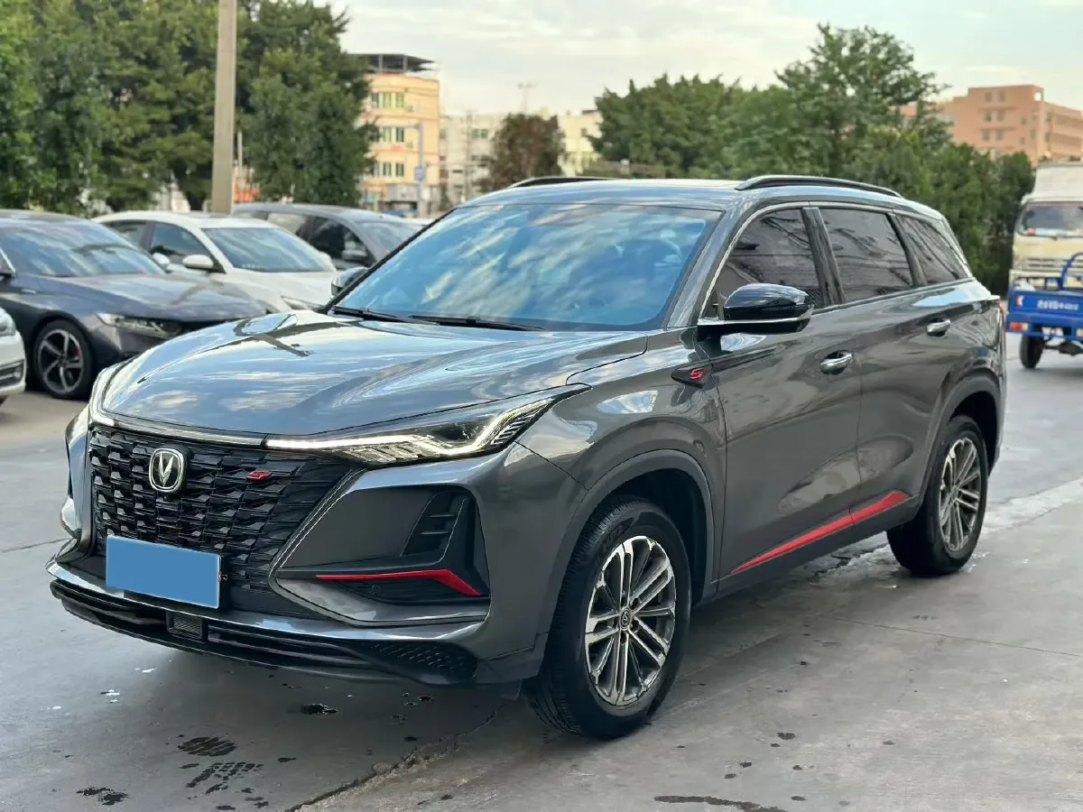 2022 ChangAn CS75 Plus 1.5T 178HP L4 6AT,autocango,china used car exporter,china ev exporter,chinese used car exporter,chinese used ev exporter