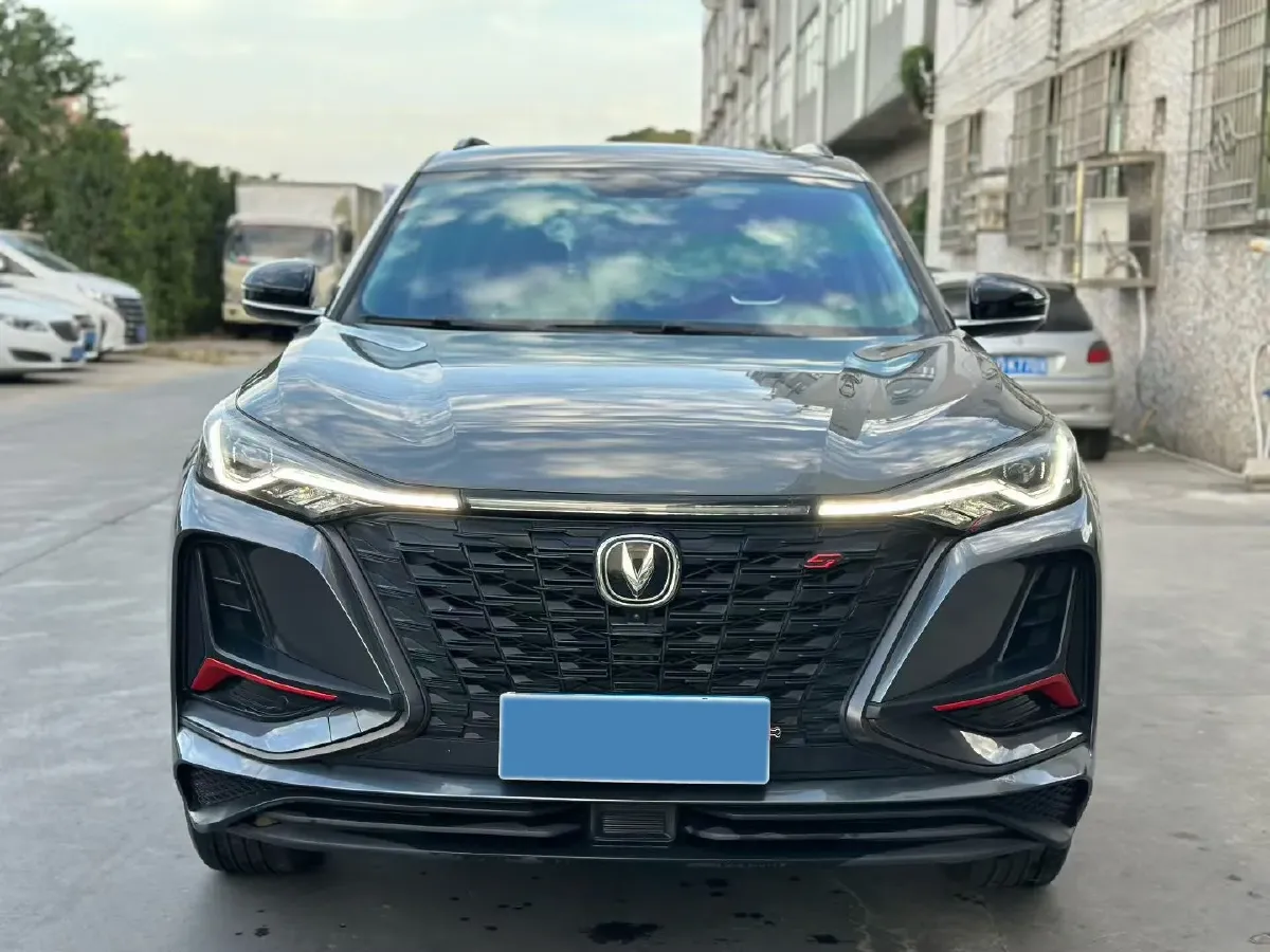 2022 ChangAn CS75 Plus 1.5T 178HP L4 6AT,autocango,china used car exporter,china ev exporter,chinese used car exporter,chinese used ev exporter