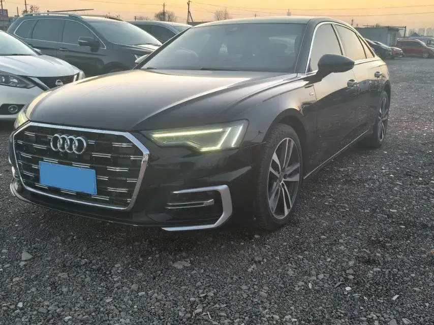 2020 Audi A6L 2.0T 190HP L4 7DCT