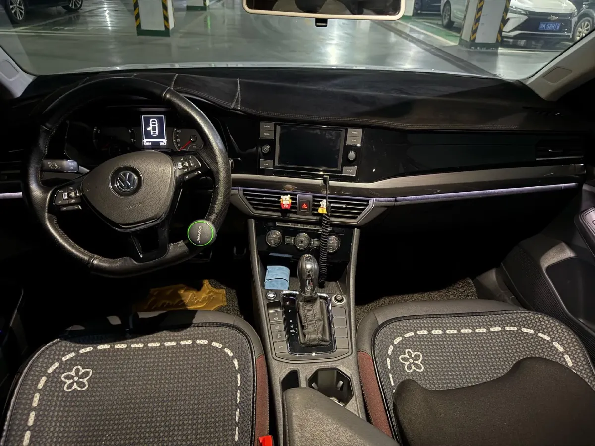 2019 HuangHai WeiLong 2.4T 218HP L4 6AT,autocango,china used car exporter,china ev exporter,chinese used car exporter,chinese used ev exporter