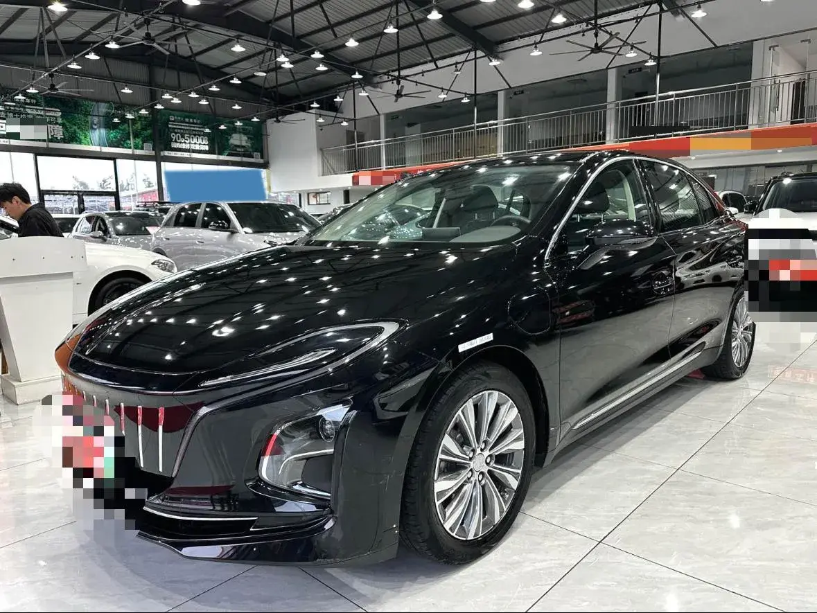 2024 HongQi E-QM5 BEV 72KWH