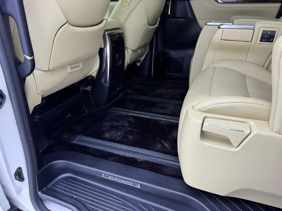 2020 Toyota Alphard 2.5L 117HP L4 E-CVT Hybrid,autocango,china used car exporter,china ev exporter,chinese used car exporter,chinese used ev exporter