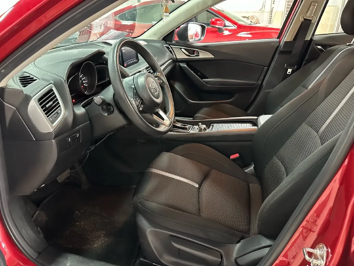 2017 Mazda 3 Axela 1.5L 117HP L4 6AT,autocango,china used car exporter,china ev exporter,chinese used car exporter,chinese used ev exporter