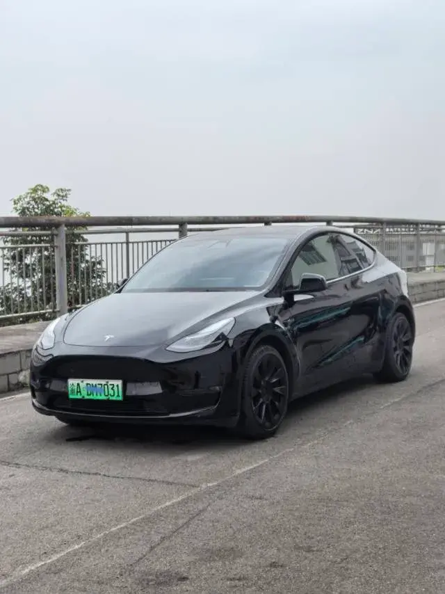 2021 Tesla Model Y BEV 60KWH