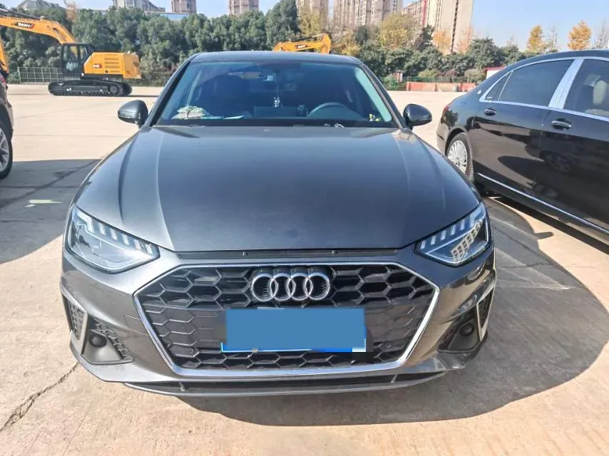 2020 Audi A4L 2.0T 150HP L4 7DCT,autocango,china used car exporter,china ev exporter,chinese used car exporter,chinese used ev exporter