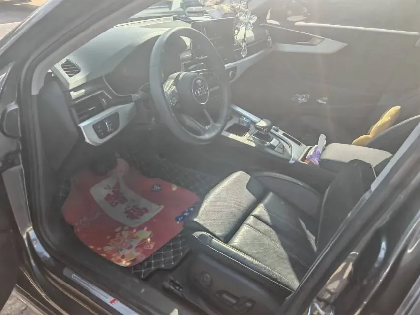 2020 Audi A4L 2.0T 150HP L4 7DCT,autocango,china used car exporter,china ev exporter,chinese used car exporter,chinese used ev exporter