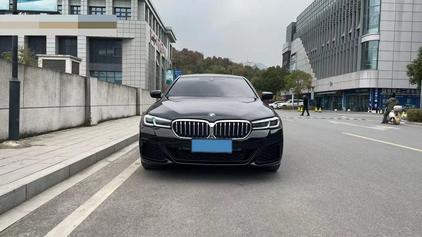 2021 BMW 5 Series 2.0T 252HP L4 8AT,autocango,china used car exporter,china ev exporter,chinese used car exporter,chinese used ev exporter