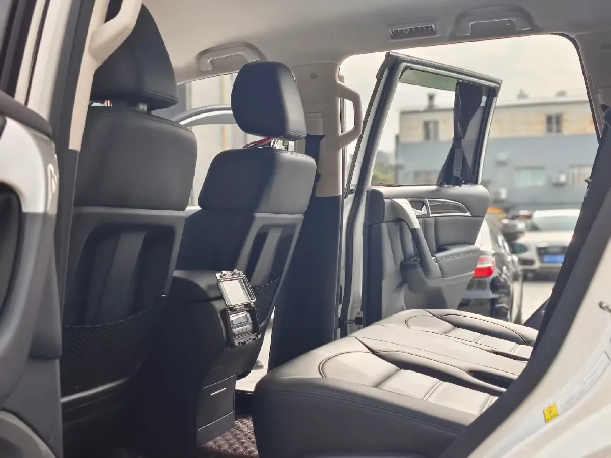 2022 Haval H9 2.0T 224HP L4 8AT,autocango,china used car exporter,china ev exporter,chinese used car exporter,chinese used ev exporter