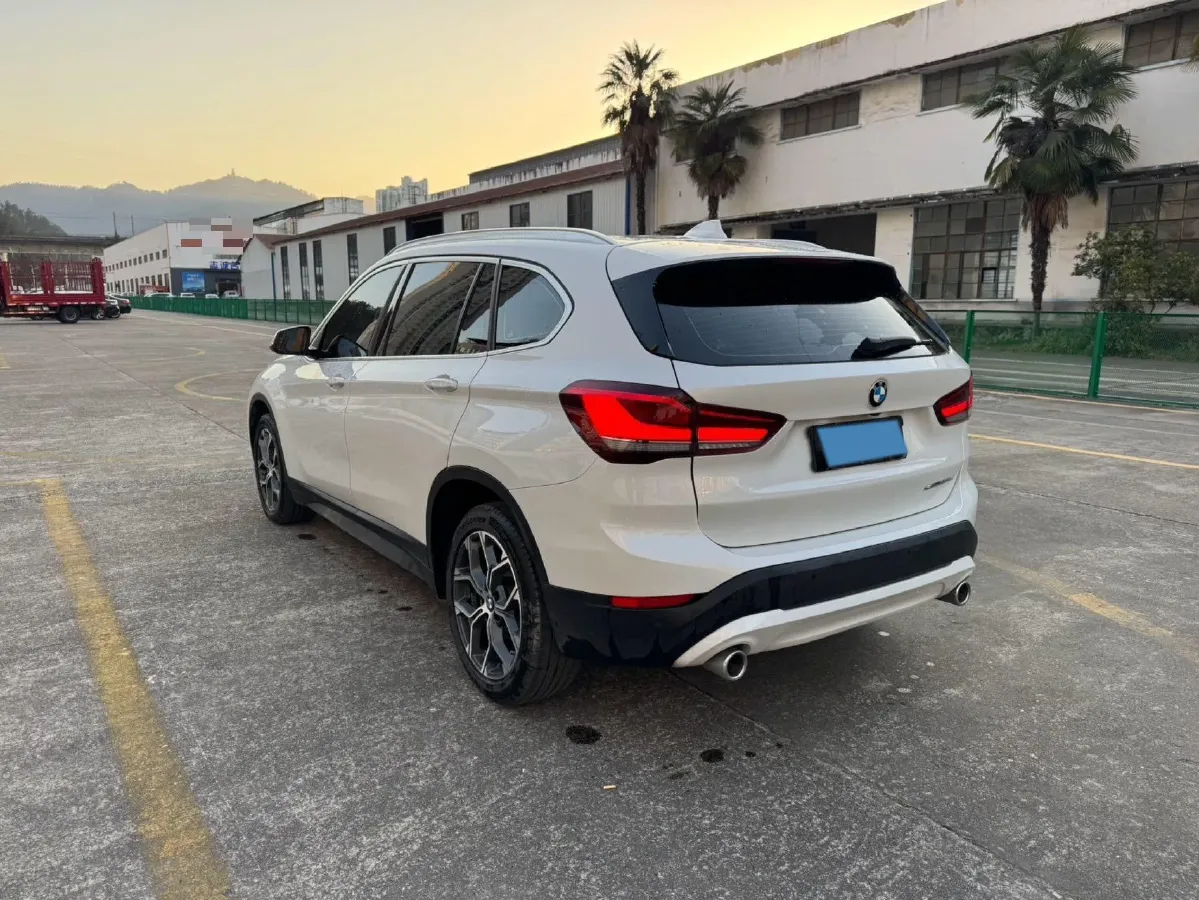 2021 BMW X1 2.0T 192HP L4 7DCT,autocango,china used car exporter,china ev exporter,chinese used car exporter,chinese used ev exporter
